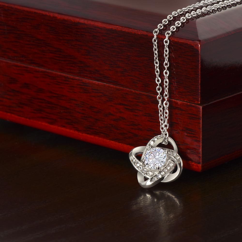 Eternally Connected: The Mother's Day Forever Love Necklace – jewelrygifted