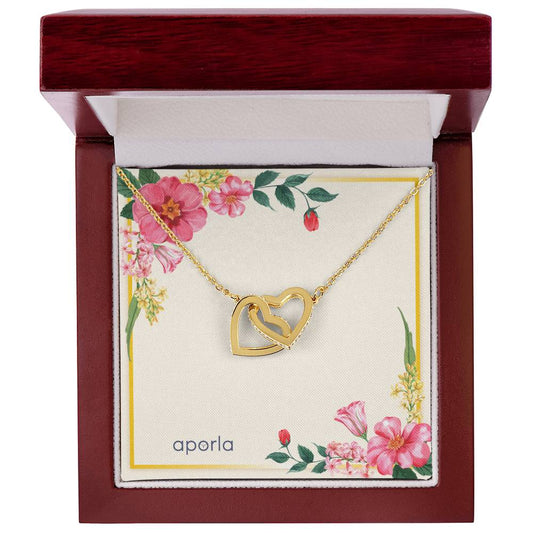 Chic Interlocking Hearts Necklace in 18k Yellow Gold Finish A Symbol of Love